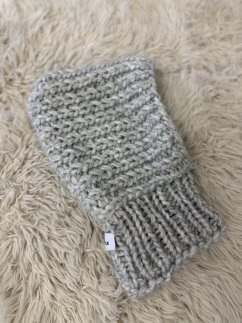 HAND-KNITTED BALACLAVA GREY
