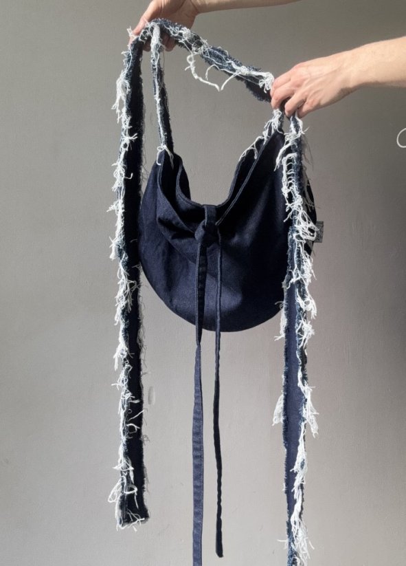 RAW DENIM MIDDLE SIZE BAG