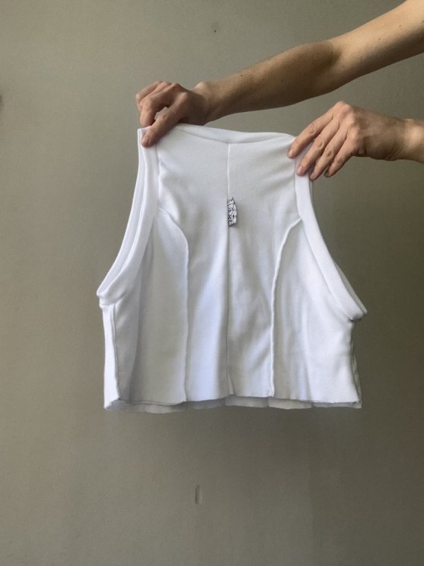 WHITE TANK TOP NO2