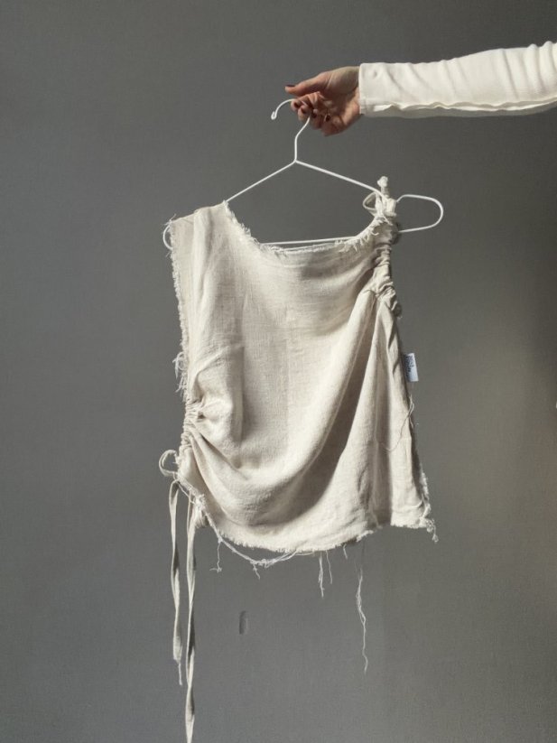 NATURAL TOP WITH TYING