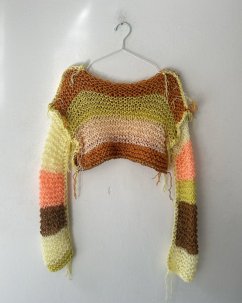 SPRING HAND-KNITTED SWEATER
