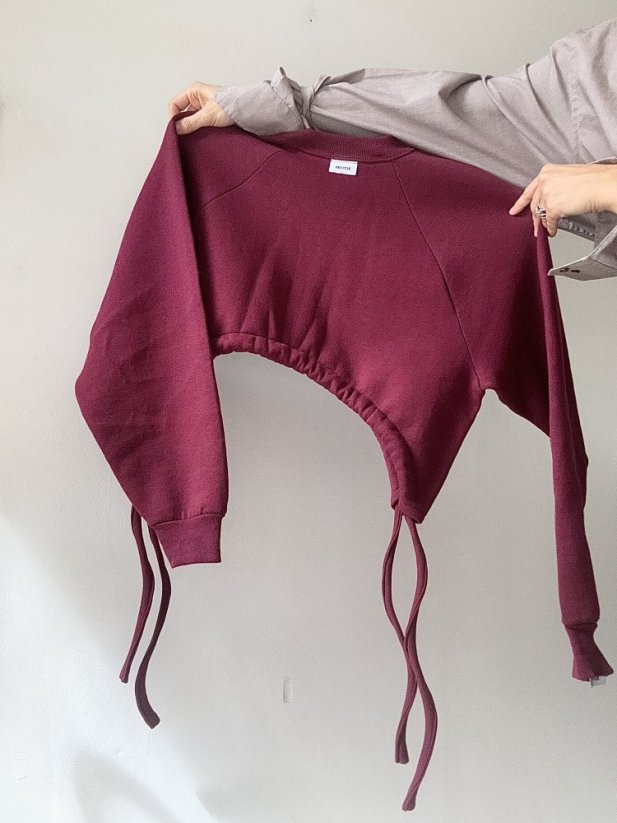 LILA REMADE SWEATSHIRT