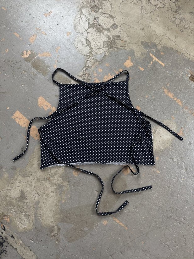 OPEN BACK TOP WITH DOTS